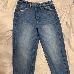 American Eagle Stretch High Waist Mom Jean